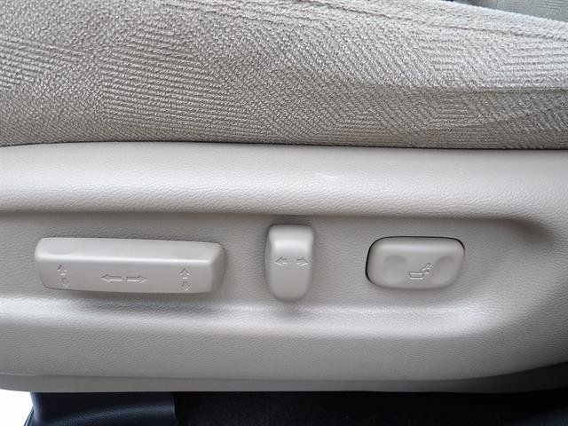 Used 2021 Honda Pilot EX image 15