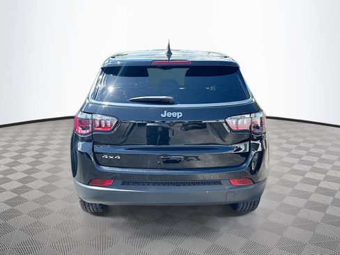 Used 2025 Jeep Compass Sport AWD/4WD image 6