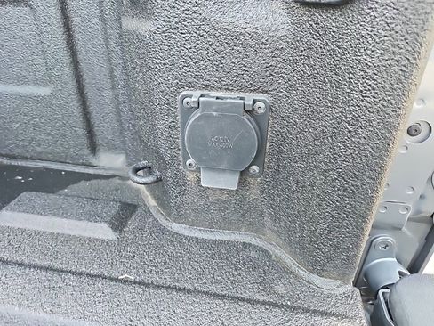 Used 2020 GMC Sierra 1500 SLT w/ SLT Premium Package image 22