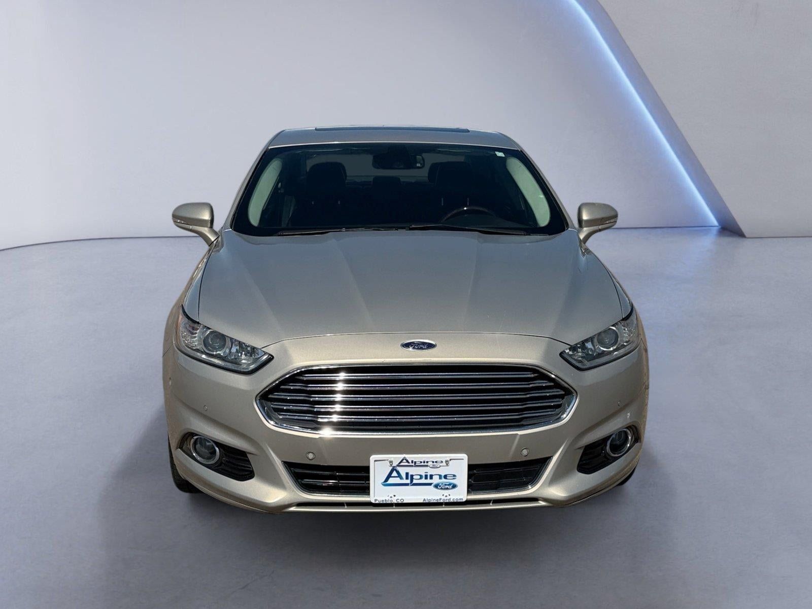Used 2016 Ford Fusion Energi Titanium w/ Driver Assist Package FWD image 8