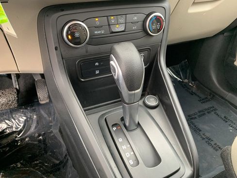Used 2022 Ford EcoSport S image 27