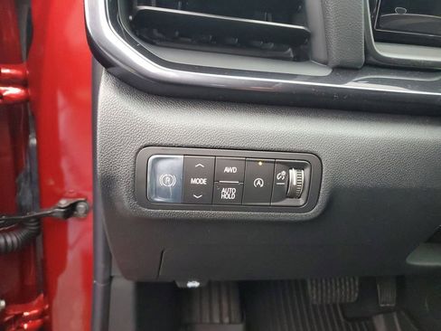 New 2026 GMC Terrain AT4 w/ LPO, Black Badging Package image 18