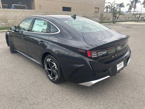 New 2026 Hyundai Sonata SEL image 3