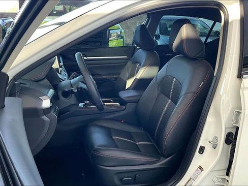 Certified 2025 Nissan Altima 2.5 SR image 7