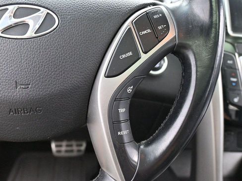 Used 2013 Hyundai Elantra GT w/ Style Pkg FWD image 18