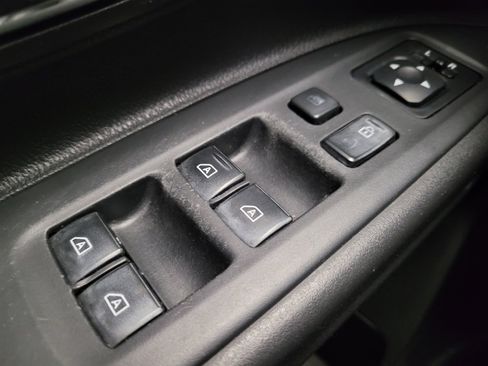 Used 2019 Mitsubishi Outlander ES image 27