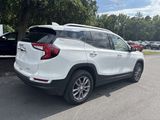 Used 2023 GMC Terrain SLT image 3
