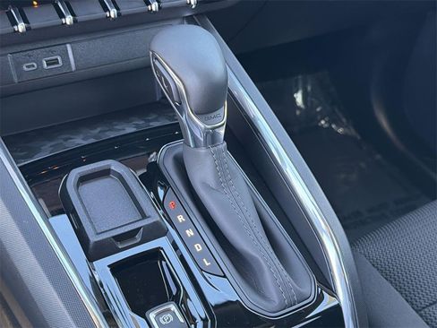 New 2026 GMC Canyon Elevation image 12