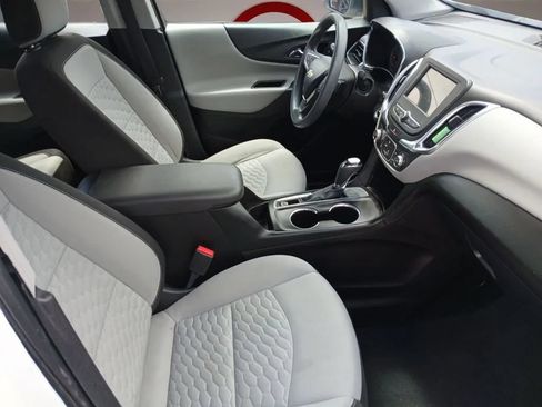 Used 2019 Chevrolet Equinox LS w/ LPO, Cargo Package FWD image 15