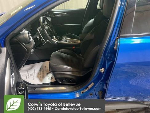 Used 2024 Alfa Romeo Tonale Veloce image 12