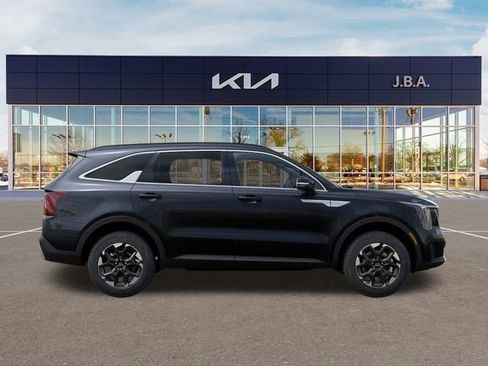 New 2026 Kia Sorento S image 7