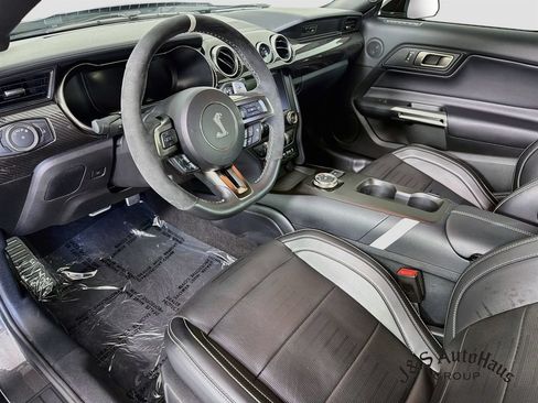 Used 2020 Ford Mustang Shelby GT500 w/ Technology Package RWD image 9