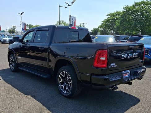 Used 2025 RAM 1500 Laramie w/ Sport Appearance Package AWD/4WD image 4