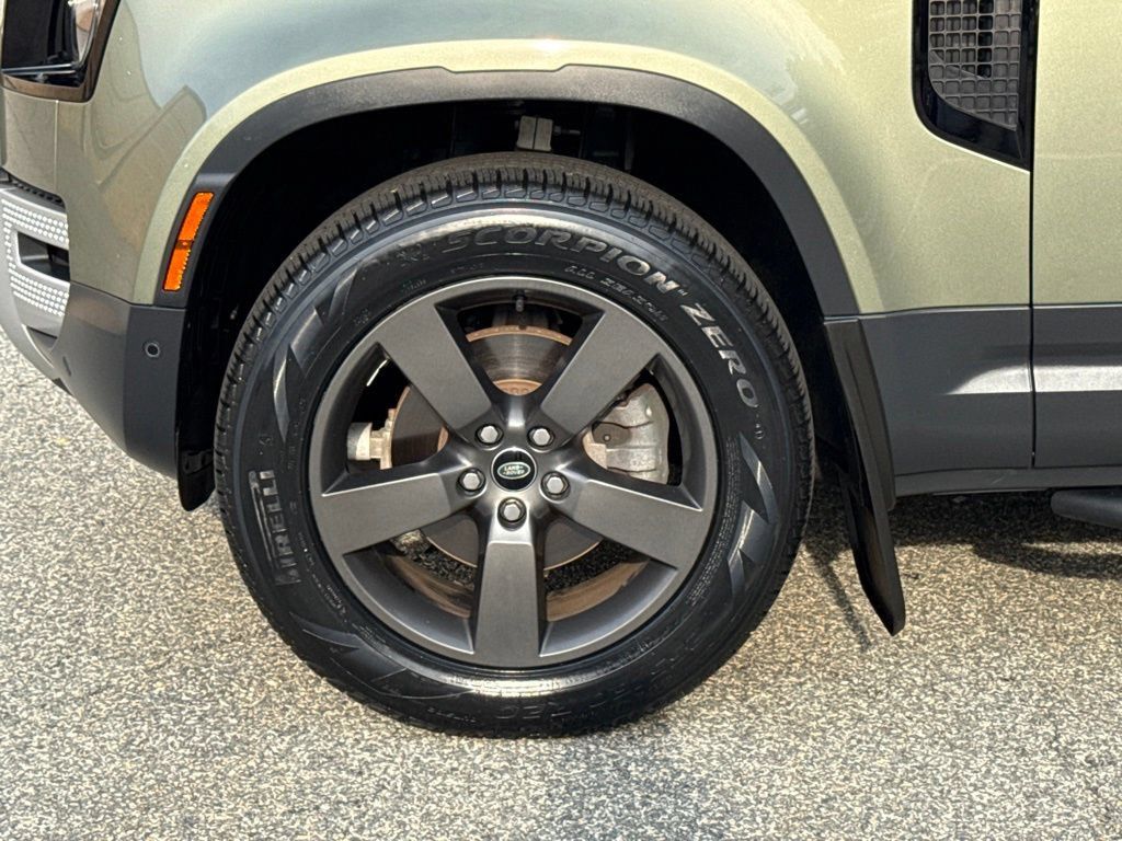 Certified 2023 Land Rover Defender 110 S AWD/4WD image 9