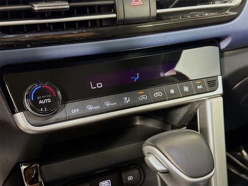 Used 2023 Kia Seltos S FWD image 17