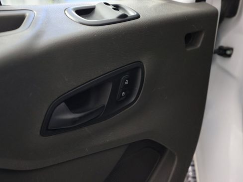 Used 2021 Ford Transit 350 XLT image 15