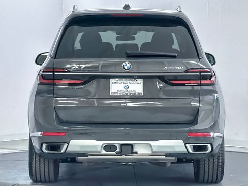 Used 2026 BMW X7 xDrive40i AWD/4WD image 7