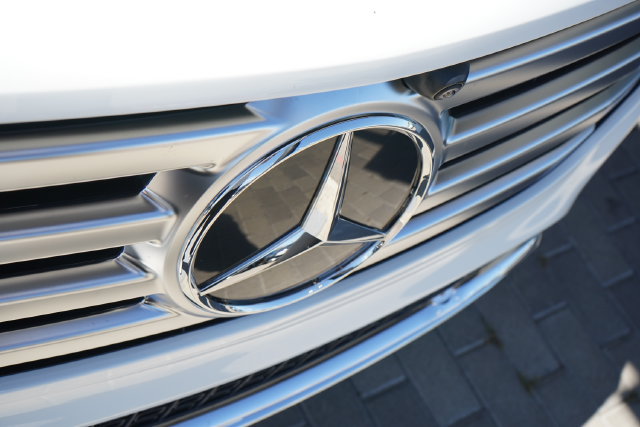 Used 2025 Mercedes-Benz GLB 250 image 11