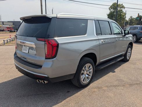 Used 2024 GMC Yukon XL Denali image 6