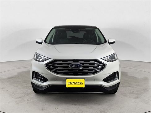 Used 2022 Ford Edge Titanium w/ Class II Trailer Tow Package image 8