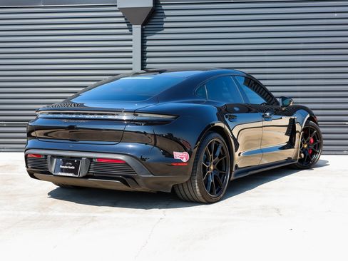 Certified 2024 Porsche Taycan GTS image 7