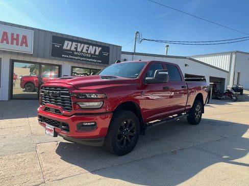 Used 2026 RAM 2500 Tradesman AWD/4WD image 2