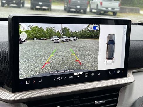 New 2026 Ford Explorer Active AWD/4WD image 19