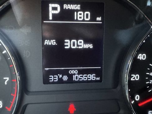 Used 2017 Kia Forte LX image 6