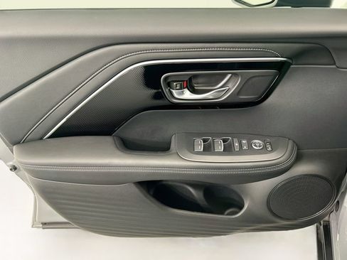 Used 2025 Acura ADX AWD image 22