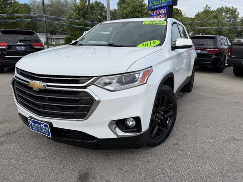 Used 2019 Chevrolet Traverse LT AWD/4WD image 1