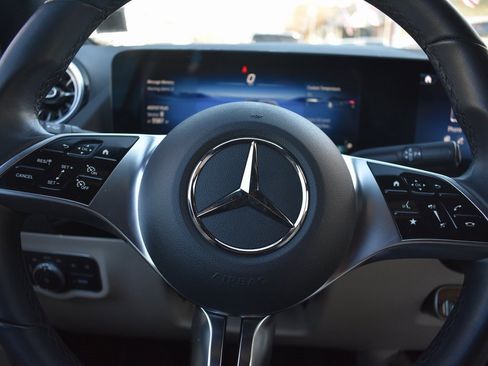 Used 2025 Mercedes-Benz GLA 250 GLA 250 image 15