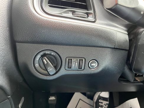 Used 2015 Dodge Challenger SXT Plus image 21