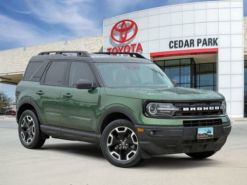Used 2023 Ford Bronco Sport Outer Banks AWD/4WD image 1