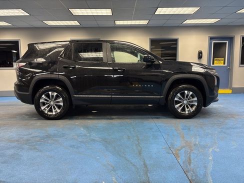 New 2026 Chevrolet Equinox LT w/ Convenience Package II image 2