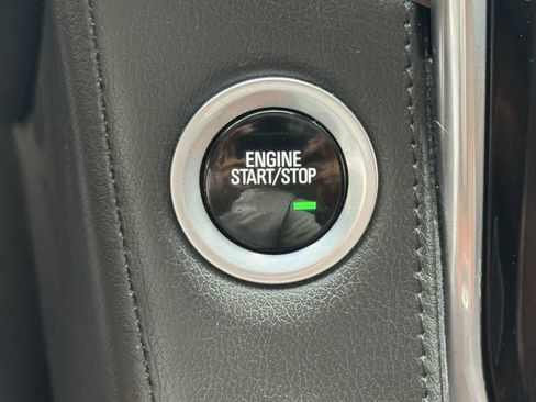 Used 2016 Cadillac Escalade Premium RWD image 22