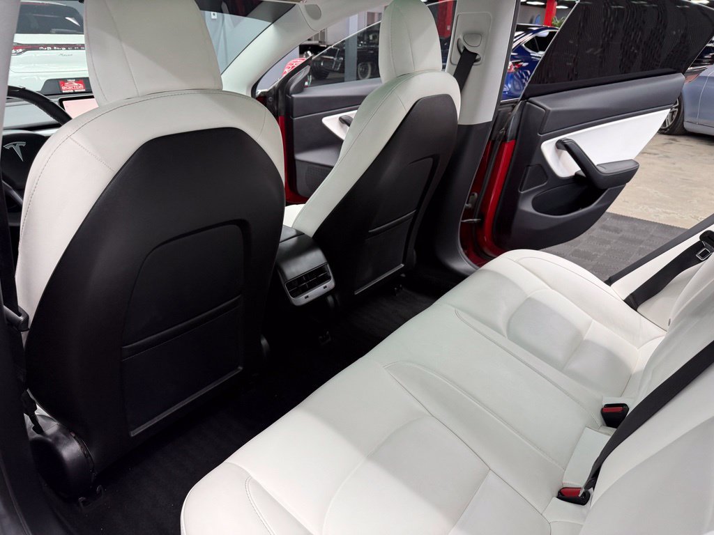 Used 2019 Tesla Model 3 Standard Range RWD image 37