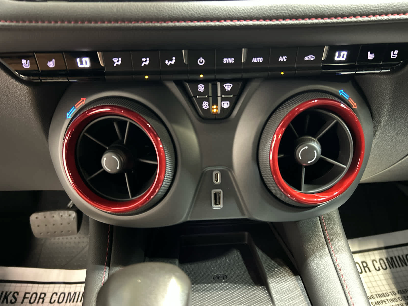 Used 2021 Chevrolet Blazer RS w/ Enhanced Convenience Package AWD/4WD image 18