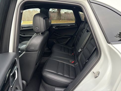 New 2026 Porsche Macan S image 20