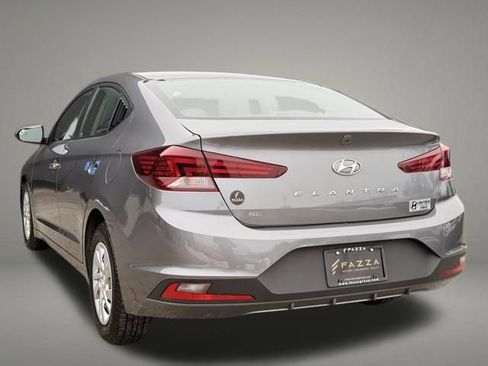 Used 2019 Hyundai Elantra SE w/ Cargo Package image 3