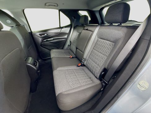 Used 2024 Chevrolet Equinox LT FWD image 25