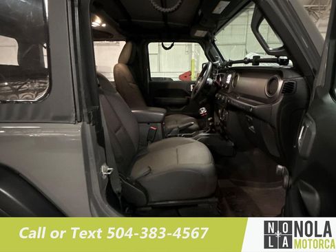 Used 2020 Jeep Wrangler Sport image 25