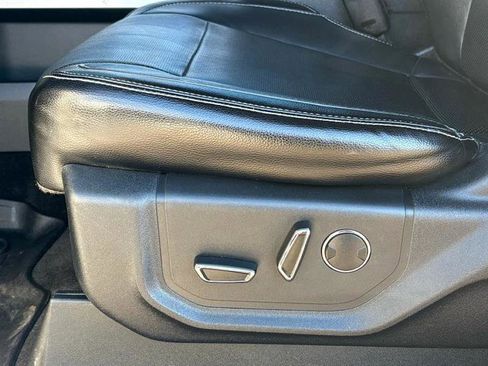 Used 2017 Ford F250 Lariat w/ Lariat Ultimate Package image 15