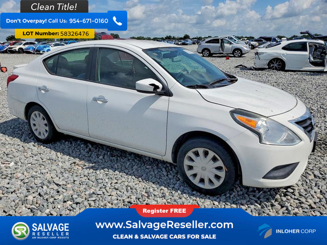 Used 2016 Nissan Versa SV FWD image 5