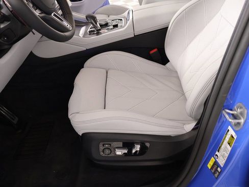 New 2026 BMW XM Label Red image 11