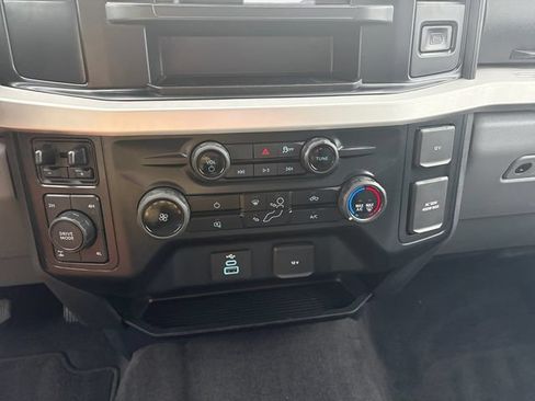 Used 2025 Ford F250 XLT w/ FX4 Off-Road Package AWD/4WD image 21