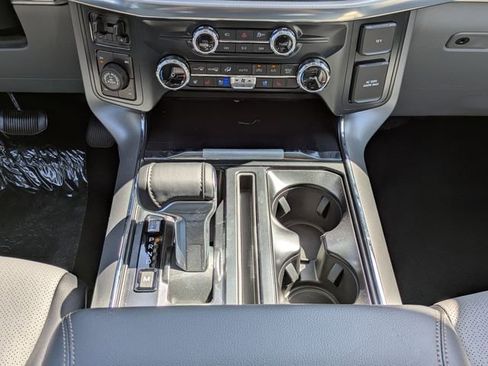 New 2026 Ford F150 Lariat w/ Equipment Group 502A High image 19