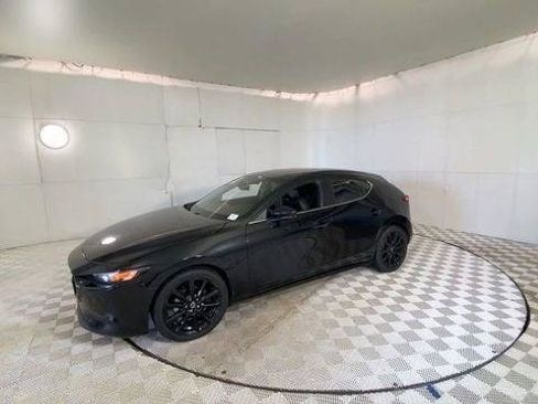 Used 2024 MAZDA MAZDA3 s FWD image 8