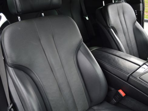 Used 2017 BMW 650i Coupe image 34