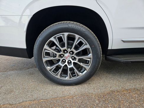 New 2026 GMC Yukon Denali image 31