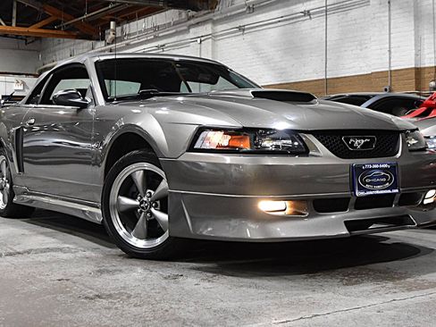 Used 2002 Ford Mustang GT RWD image 2